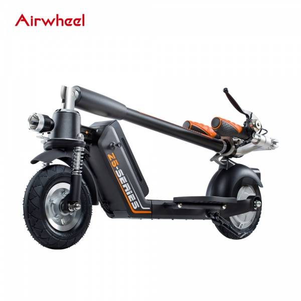 Airwheel-Z5-2-wheel-standing-up-Electric